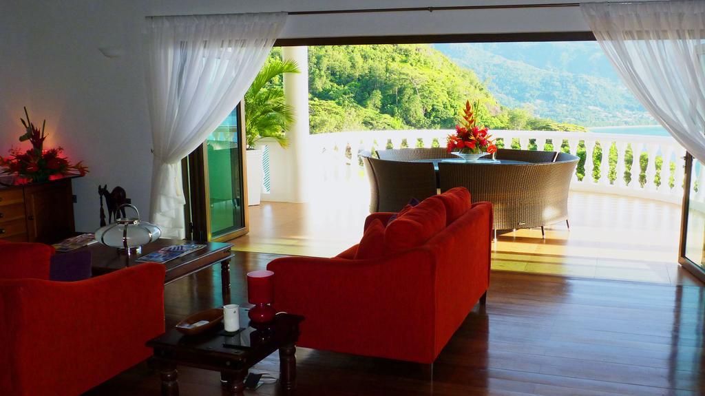 Petit Amour Villa Glacis  Екстер'єр фото