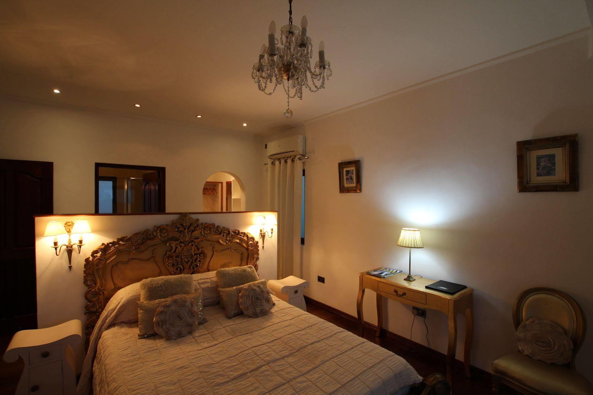 Petit Amour Villa Glacis  Екстер'єр фото