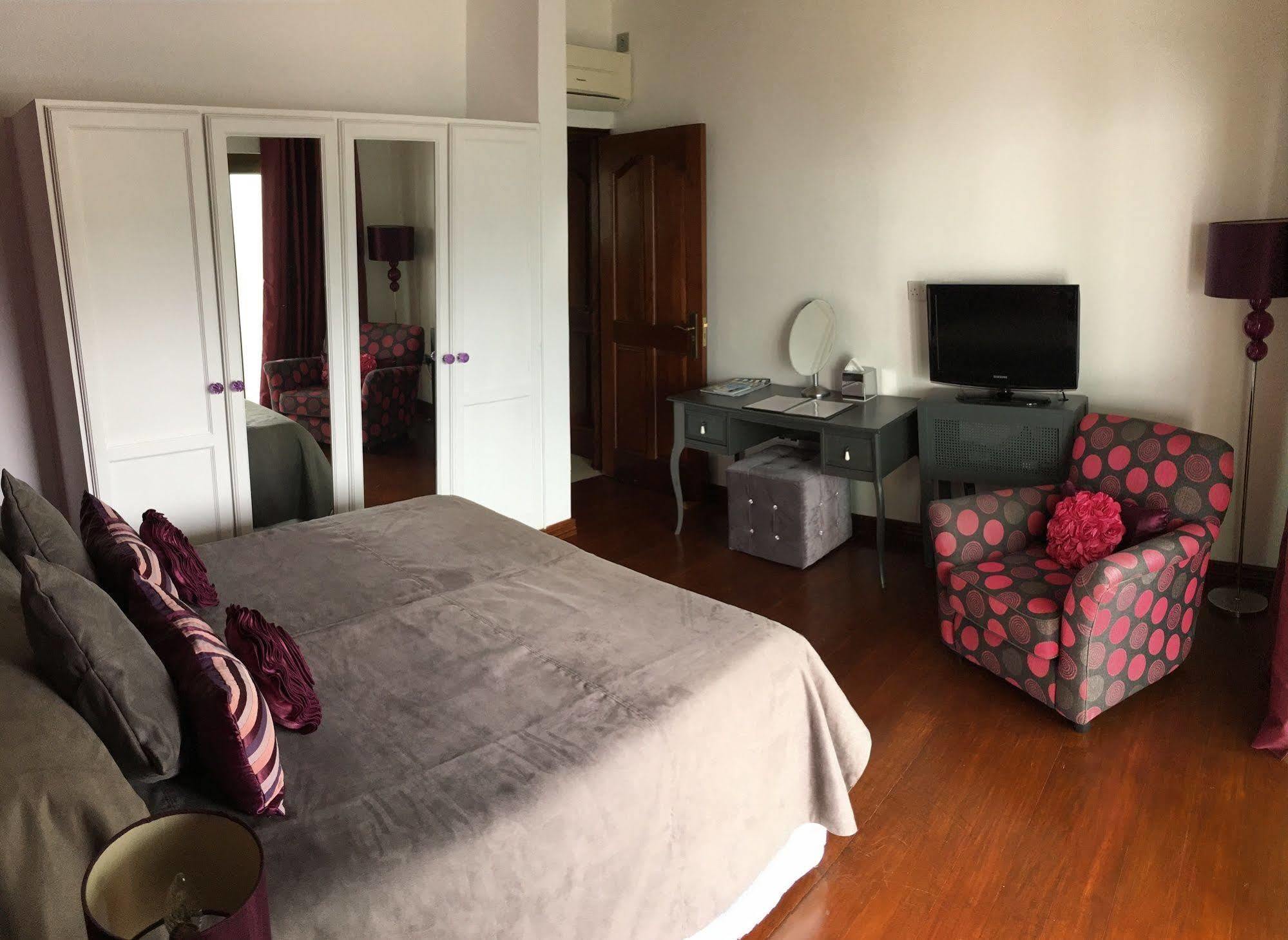 Petit Amour Villa Glacis  Екстер'єр фото